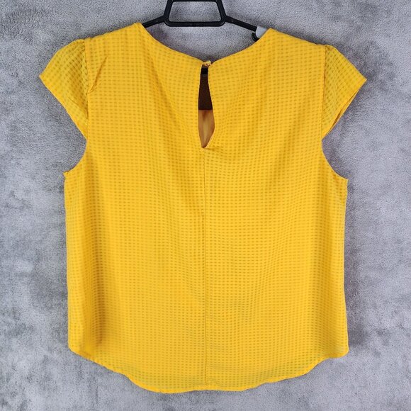 Women's Yellow Meraki Textured Blouse Top Short Sleeve Button Back Size L - Picture 8 of 11